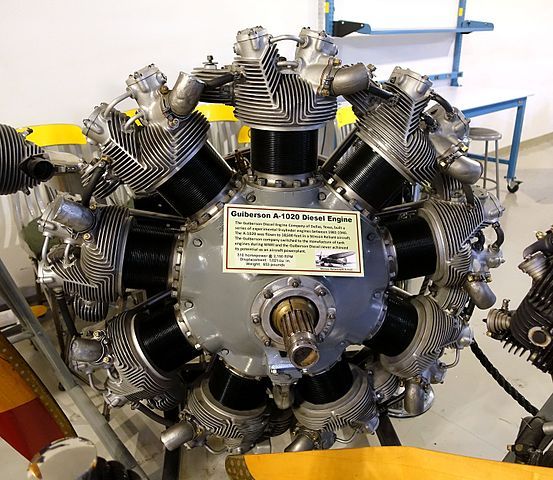 553px-Guiberson_A-1020_diesel_aircraft_engine_-_Hiller_Aviation_Museum_-_San_Carlos,_California_-_DSC03073.jpg