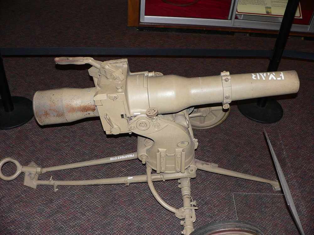 1200px-German_7.5cm_recoilless_gun2.jpg