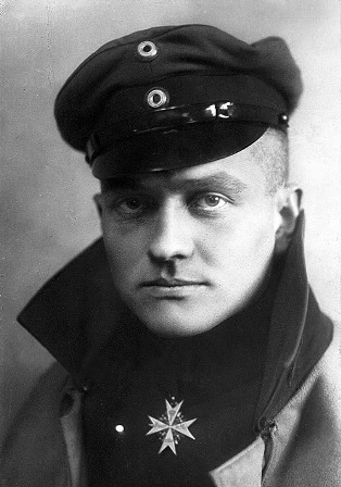 Manfred_von_Richthofen.thumb.jpg.732f990