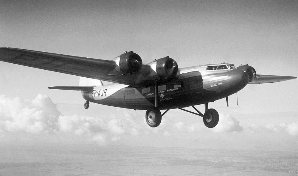 тран 1937 выкуп Fokker F-XXII 2 маш.jpg